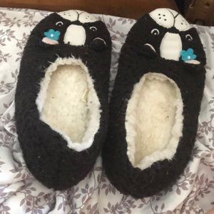 Talk to the paw cat slippers